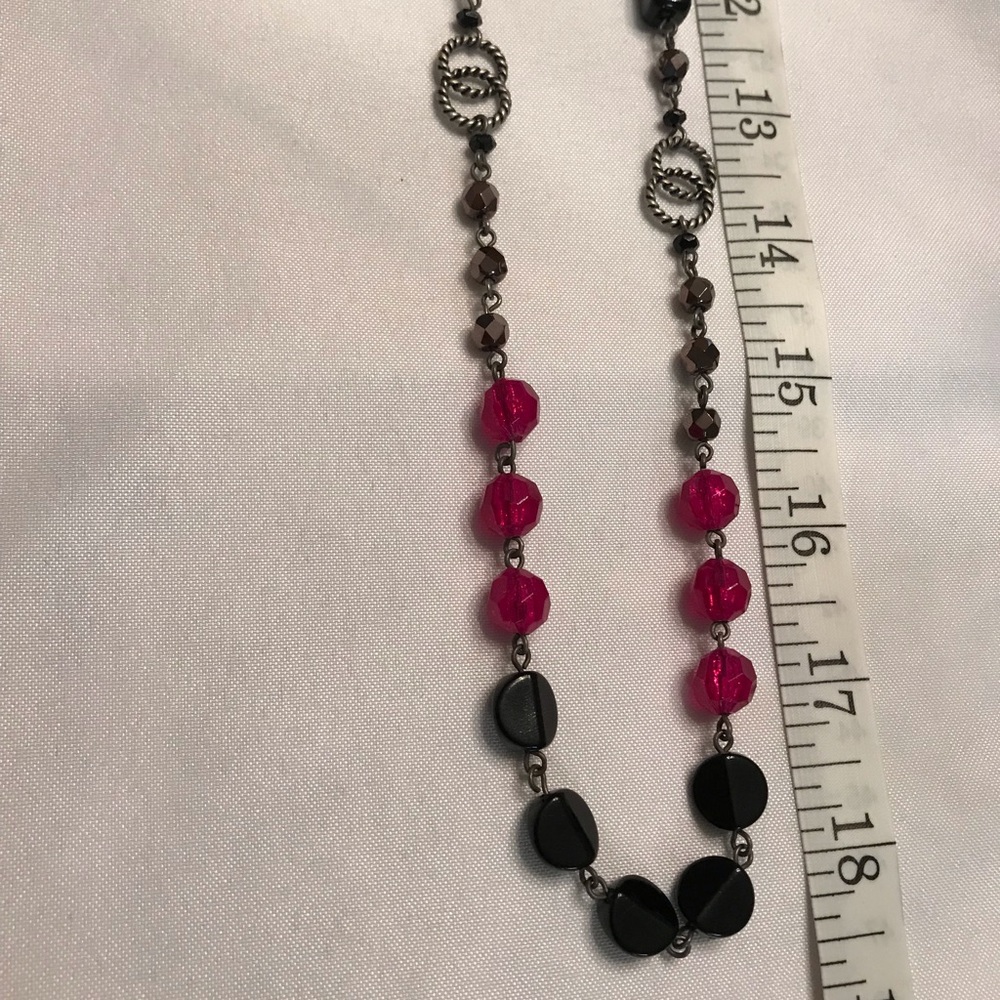 Black and pink adjustible necklace